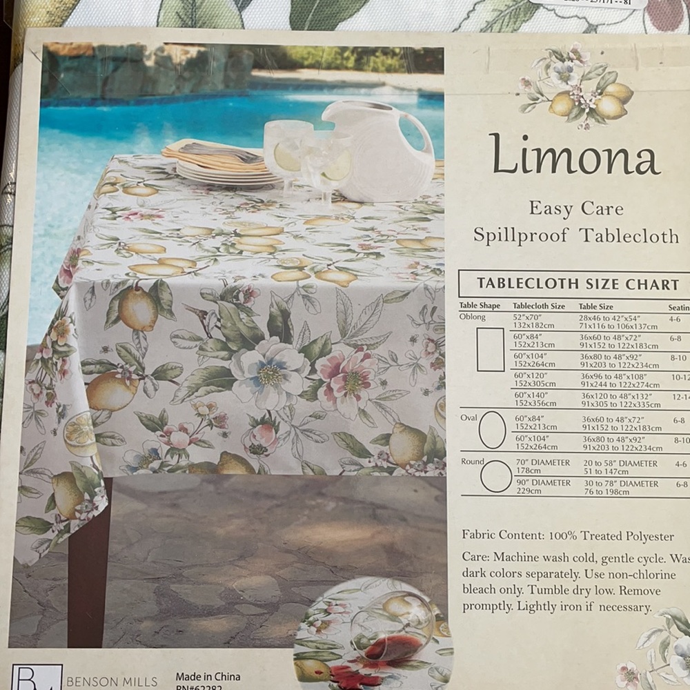 Limona Tablecloth Lemons Floral Leaves Yellow White 60 x 104” NEW - Picture 4 of 5